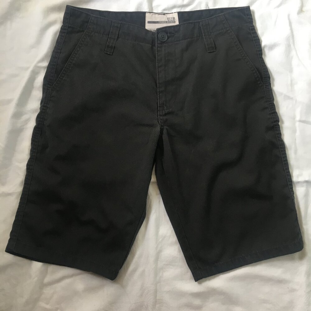 U2B Urban Basics Men's Shorts Charcoal Gray Size 30 Classic Front Flat W634-1602